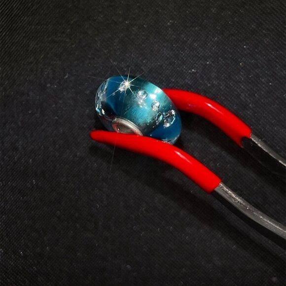 Trollbeads The Diamond Iciblue Bead - Picture 3 of 4